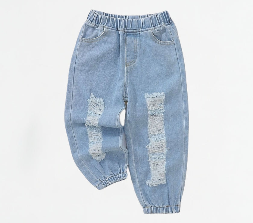 Cutting jeans pants