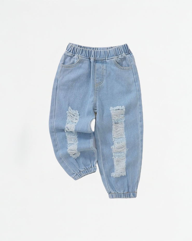 Cutting jeans pants