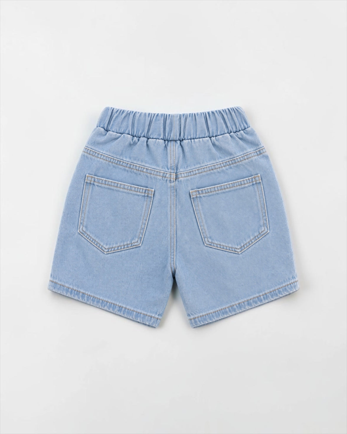 Cutting Jeans Short
