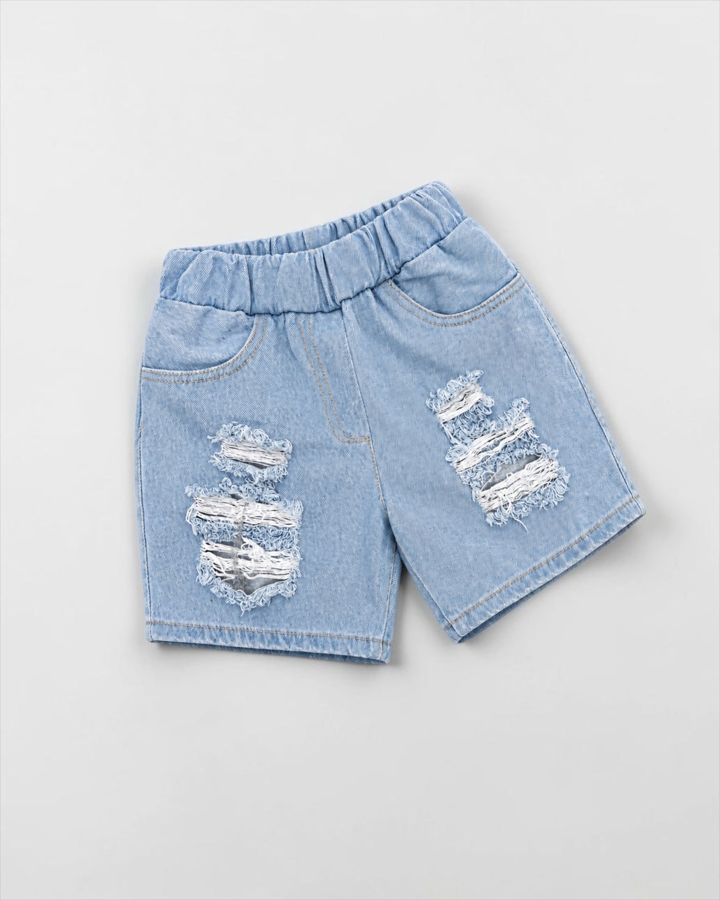 Cutting Jeans Short