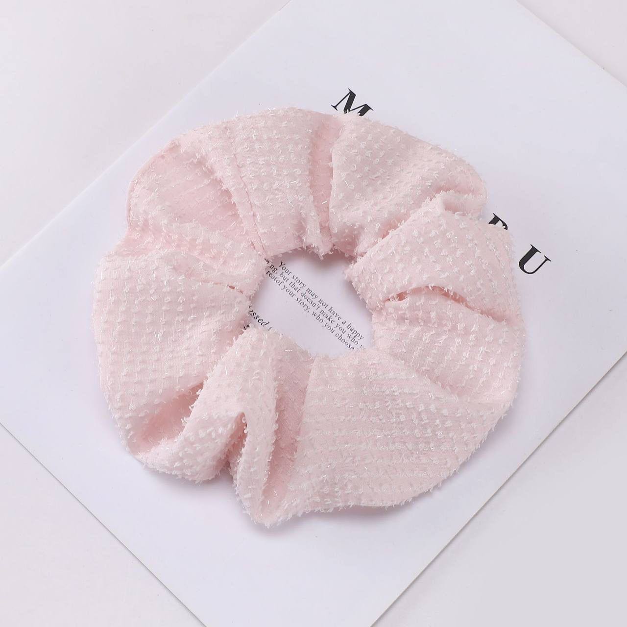 ربطات عنق ملونة