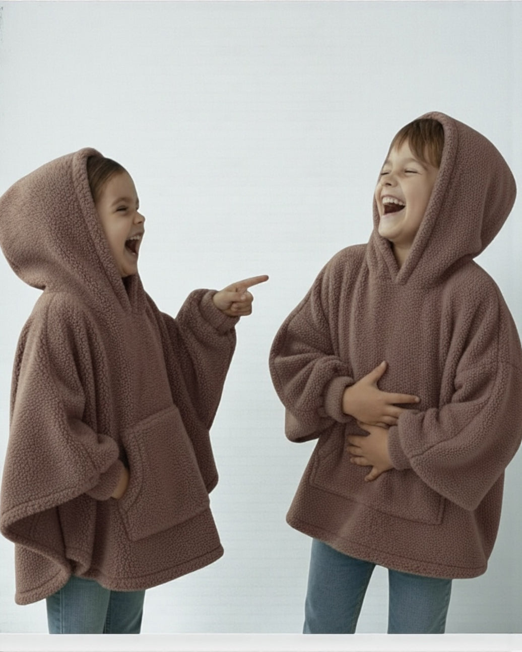 Ponsho fur hoodie Delivery of this product on 20-1-2026