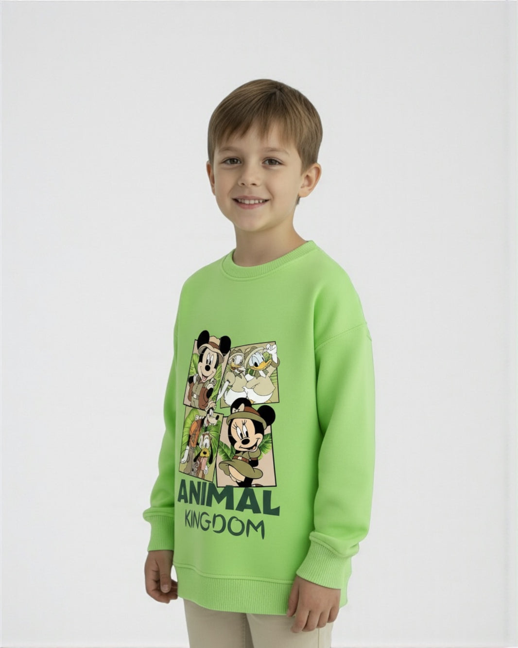 Over size mickey light green melton sweetshirt Delivery of this product on 15-12-2025