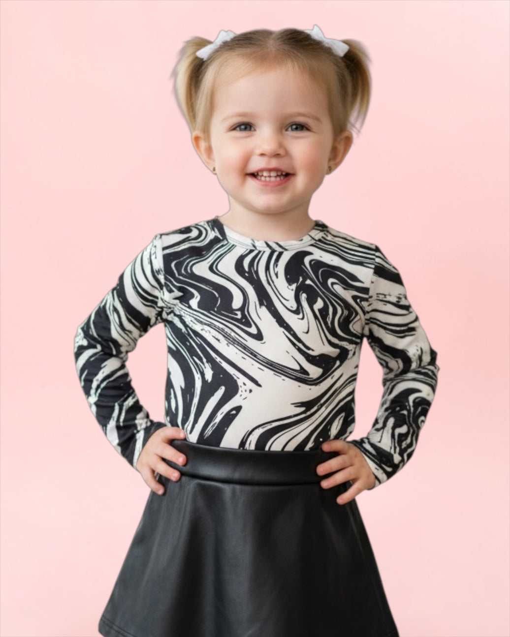 Legan Black / White shirt